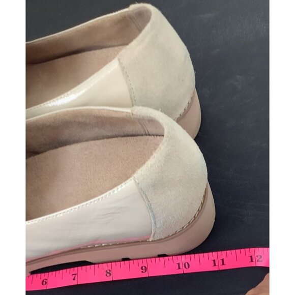 VIONIC Kensley Ivory Patent Leather Arch Support Loafers Womens Size 9 W Preppy - Picture 8 of 8
